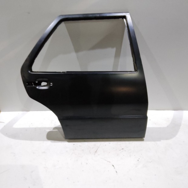 202920 Lancia Thema, Fiat Croma jobb hátsó ajtó 82445308
