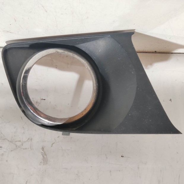 204695 Alfa Romeo 159 2005-2011 jobb ködlámpa keret 156057613