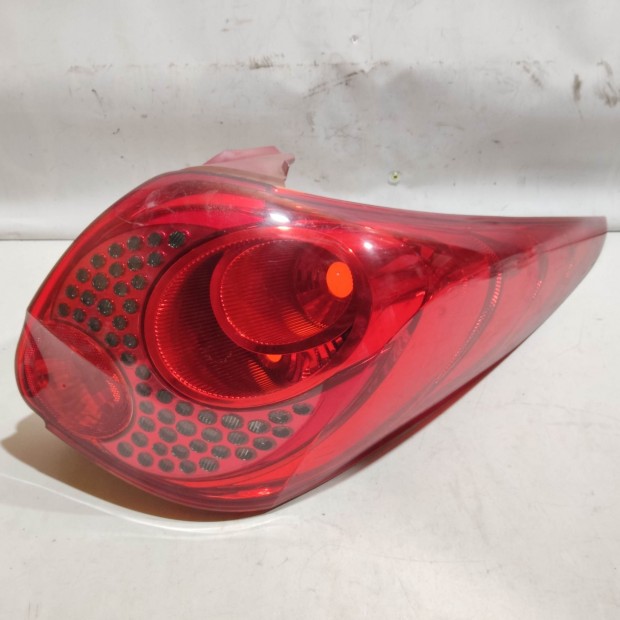 204888 Peugeot 207 kombi 2006-2014 jobb hátsó lámpa, izzó foglalat