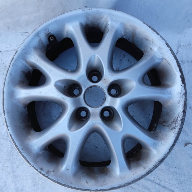 205228 Alfa Romeo 147 2000-2010 15"-os alufelni (1db) a kpen