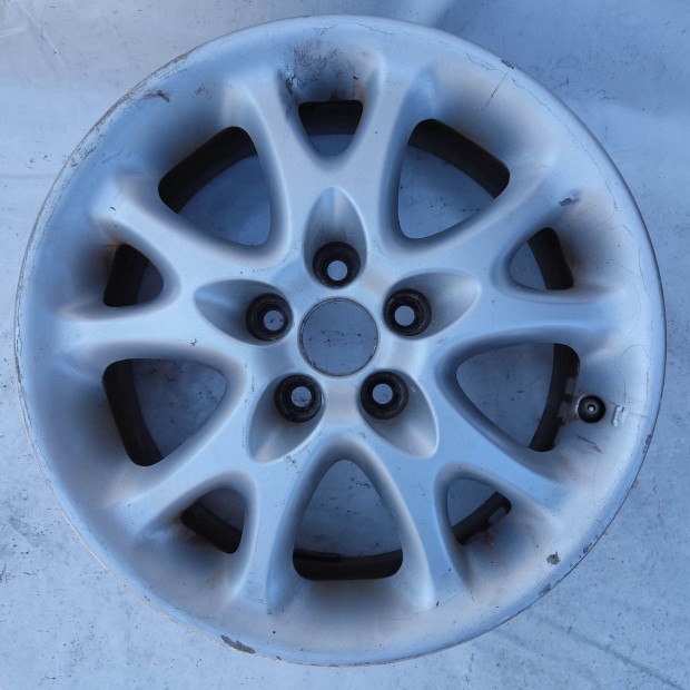 205229 Alfa Romeo 147 2000-2010 15"-os alufelni (1db) a kpen
