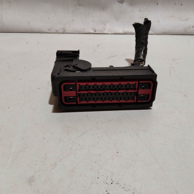 205475 Volvo V40 2012-2019 Abs elektromos csatlakozó P31423315 ,