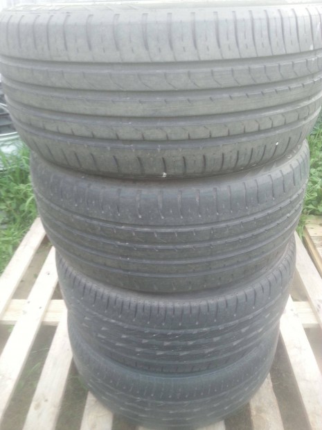 205/40ZR17 Maxxis Premitra5 nyári gumi
