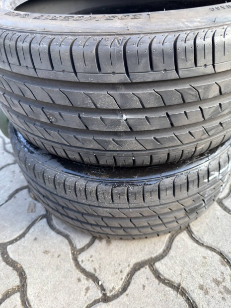 205/40 R17 ny�ri gumi 