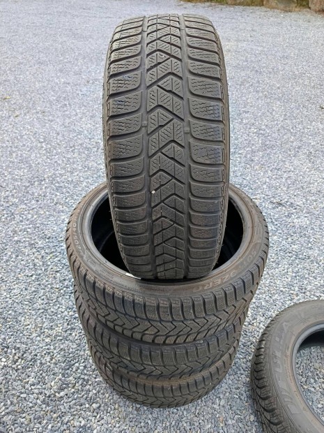 205/40 r18 4db Pirelli téli gumi eladó