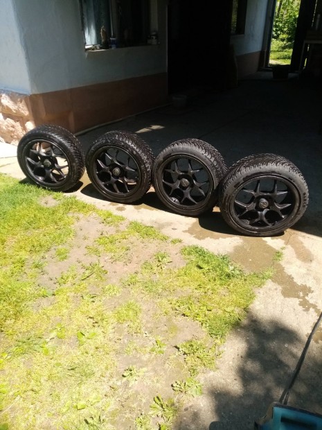 205/45R16 könnyűfém felni jó gumikkal