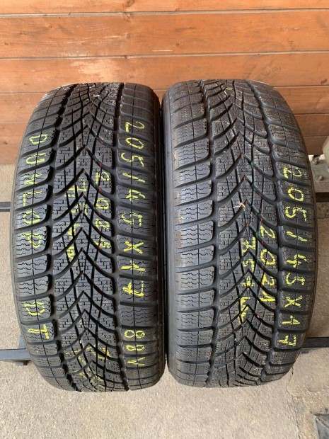 205/45R17 205 45 17 205/45x17 Dunlop tli gumi elad