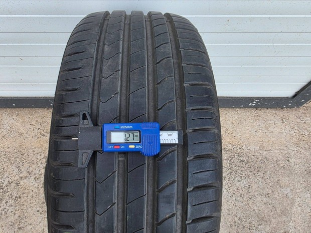 205/45R17 Kumho gumi 2db teljesen újszerű állapotban eladó!