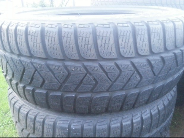 205/45R17 Pirelli Sottozero3 tli gumi