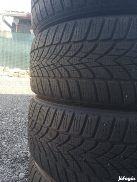 205/45R17 dunlop tligumik