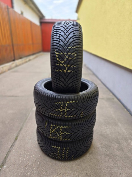 205/45 R16 Kleber Krisalp HP3 tli gumiabroncs garnitra