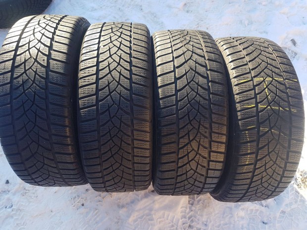 205/45 R18 tli gumi 4db Goodyear DOT2020,2019