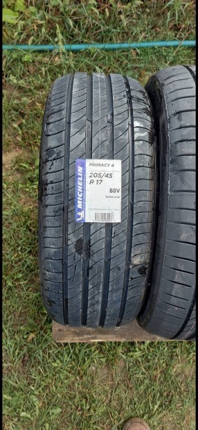 205/45r17 Michelin 1db j 15000Ft