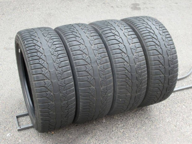205/50R17 Kleber Krisalp téligumi 17" idős téli gumi