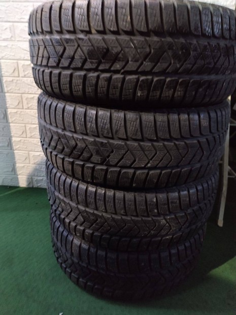 205 50 17 pirelli 205/50 R 17 tli gumi garnitura