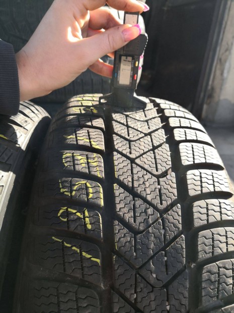205/50 R17 Pirelli téli gumi 80000ft a 4db/268/