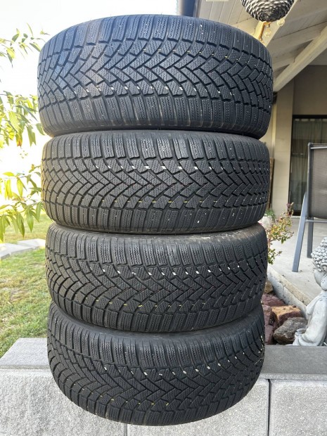 205/50r17 Bridgestone tli gumi
