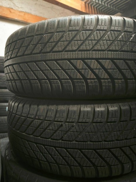 205/55R16 2db Négyévszakos michelin gumik