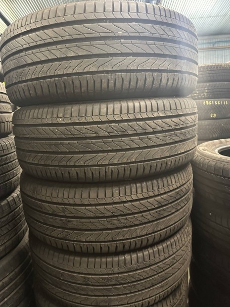 205/55R16 Continental nyári gumik eladó.