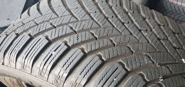 205/55R16 Continental tli gumi