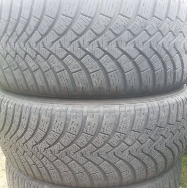 205/55R16 Falken tli gumi 2 db