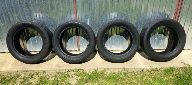 205/55R16 Semperit ny�ri gumi