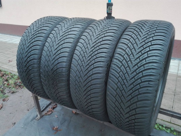 205/55R16 Vredestein ngy vszakos gumi garnitra 205/55 r16