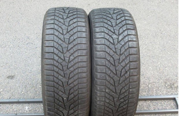 205/55R16 Yokohama Bluearth Winter téli gumi 16" téligumi