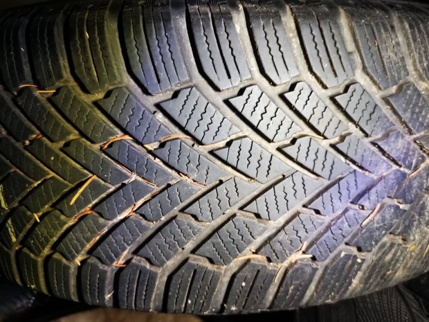 205/55R16 continental tli gumi