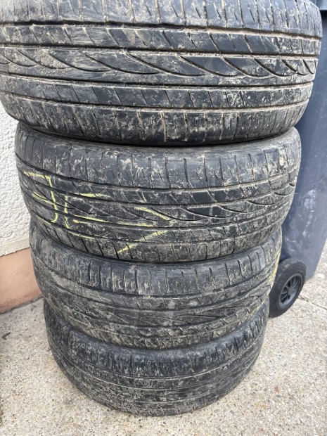 205/55R16 ny�ri gumi szett