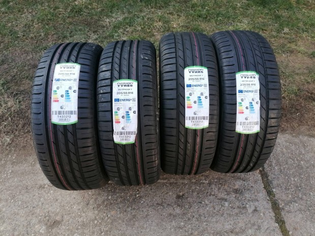 205/55R16-os Nokian j nyrigumi 