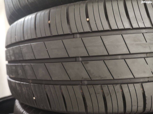 205/55R17 65e/4db Goodyear nyári gumi eladó 205/55