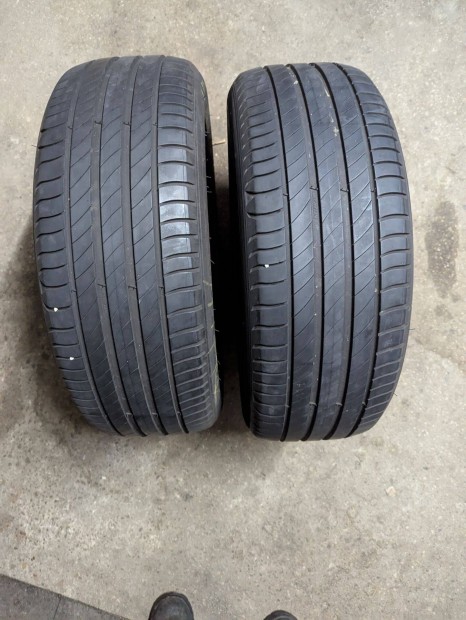 205/55R17 95Y Michelin Primacy 4 nyri gumi. 2x 4.5-5.0mm DOT 4918'