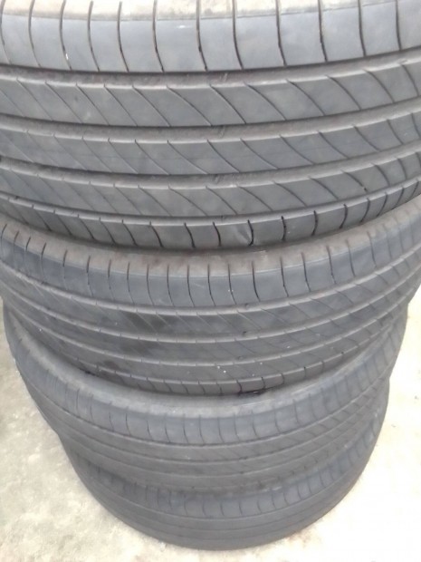 205/55R17 Michelin Primacy4 S1 nyári gumi 2021