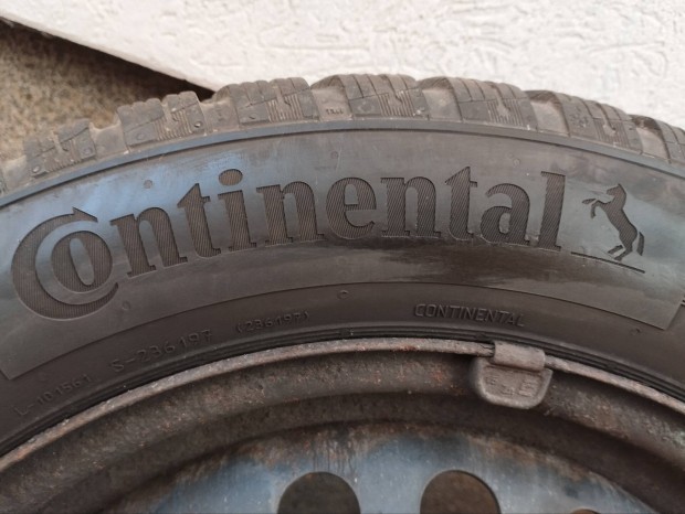 205/55X16 téligumi felnin