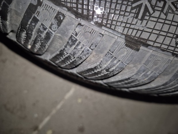 205/55 16" alufelni t�li gumival Passat B6