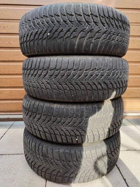 205 55 16 kumho 205/55 R 16 téli gumi garnitura