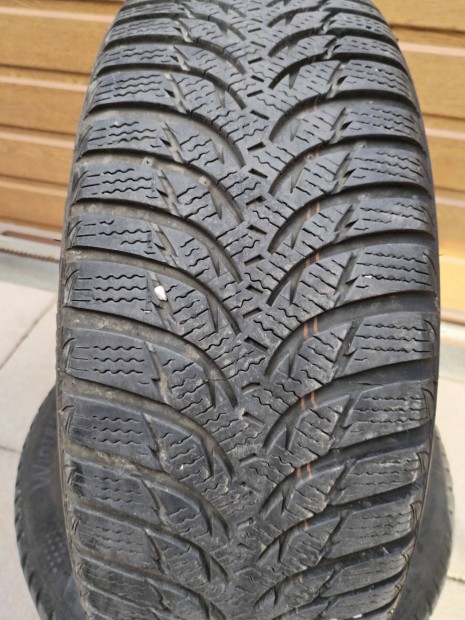 205 55 16 kumho gumi garnitura