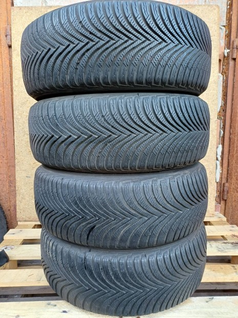 205/55 R16 91H, 7 mm: Michelin Alpin 5