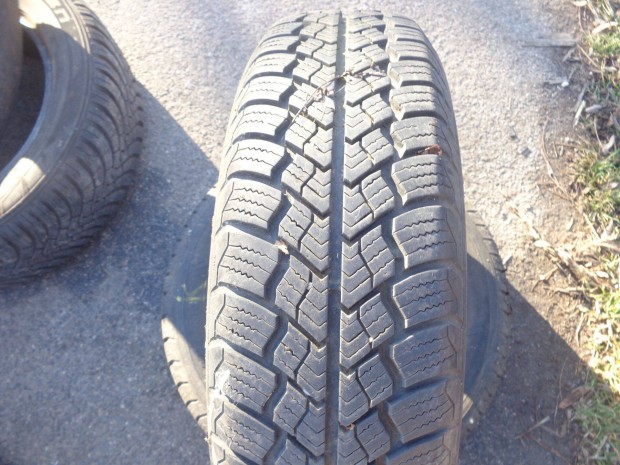 205 55 R16 94H Dunlop tli gumi