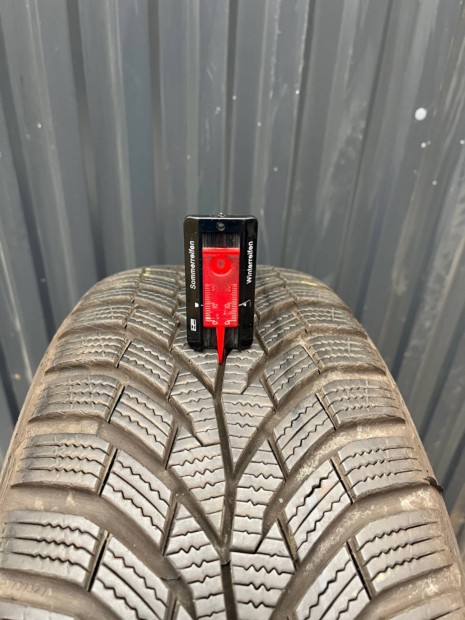205/55 R16 Continental téli gumi 99%-os állapotban 205 55 16
