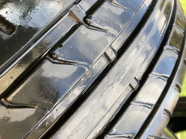 205/55 R16 Dunlop Sport Bluresponse ny�ri gumi szett (4 db) Megk�m�l