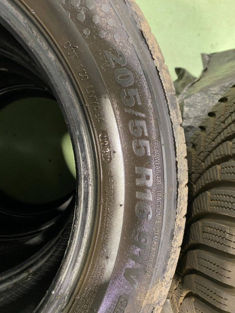 205/55 R16 Kumho nyri gumi