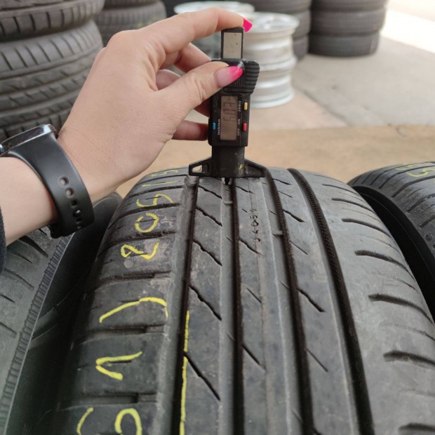 205/55 R16 Nokian nyári gumi 25000ft a 4db /161/