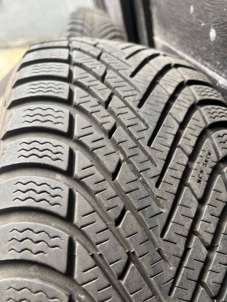 205 55 R16 Pirelli Cinturato Winter 4db téli gumi 205 55 16 91T M+S