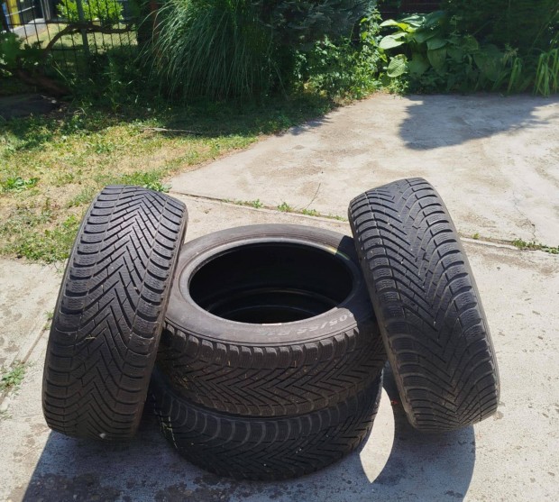 205/55 R16 Pirelli téli gumi DOT2718 eladó