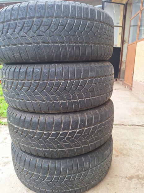 205/55 R16  3500/db Firestone Winterhawk 3 Tli gumi Dot:3315