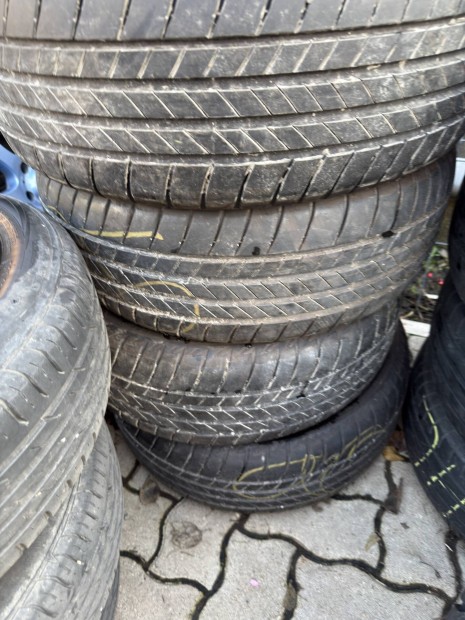 205/55 R16 nyri gumi