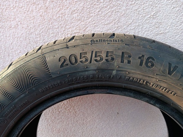 205/55 R16 nyri gumi Continental