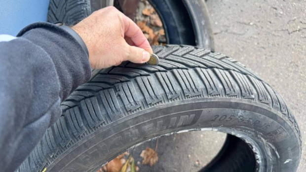 205/55 R16-os Michelin tli gumi